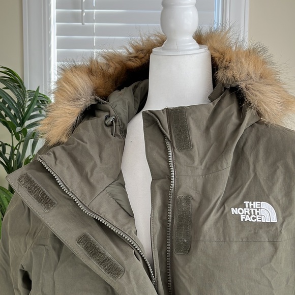 North Face Arctic Hooded Parka - Picture 7 of 9